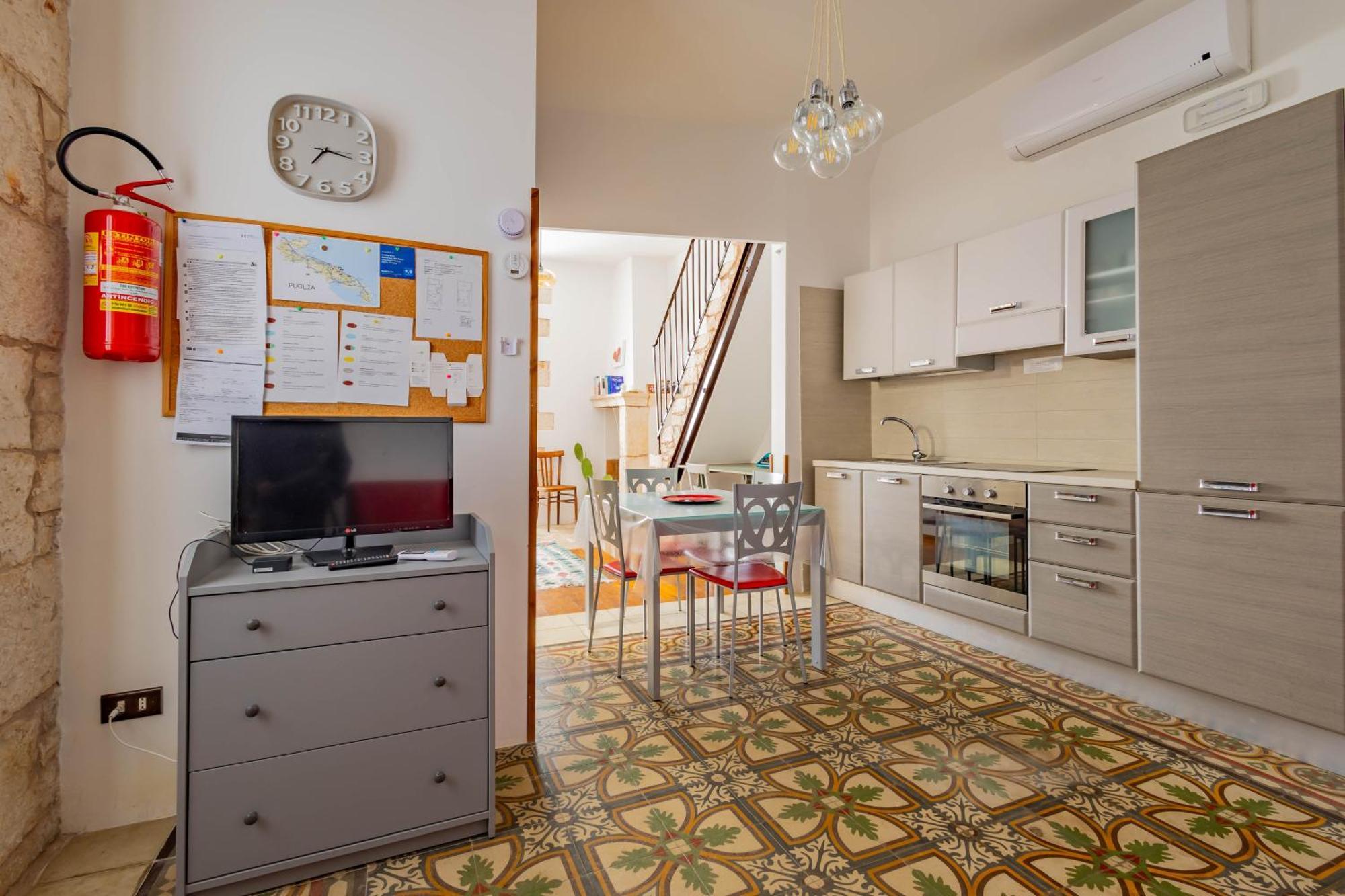 Antiche Mura Apartments "Nel Cuore Della Puglia"Bivani, Cucina, Terrazzo Turi Exterior foto
